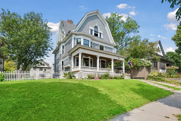1906 Emerson Avenue S, Minneapolis, MN 55403
