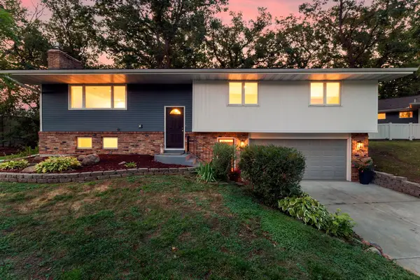 5375 Matterhorn Drive Ne, Fridley, MN 55421