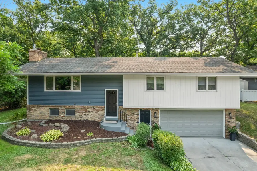 5375 Matterhorn Drive Ne, Fridley, MN 55421 - #2