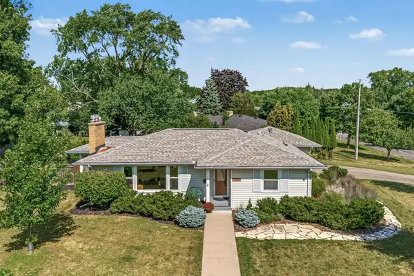 341 Burntside Drive, Golden Valley, MN 55422