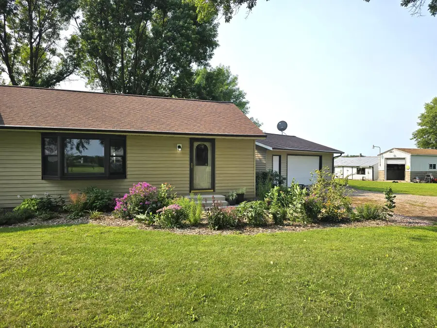 60247 State Highway 19, Winthrop, MN 55396 - #2