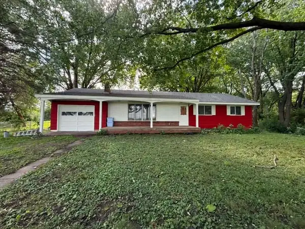 28855 Danbury Avenue, Northfield, MN 55057