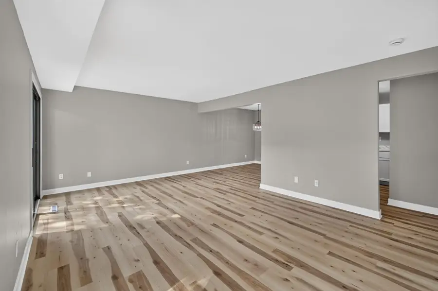1211 Trailwood S, Hopkins, MN 55343 - #2