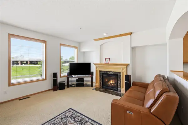 8262 Labont Way #5, Eden Prairie, MN 55344