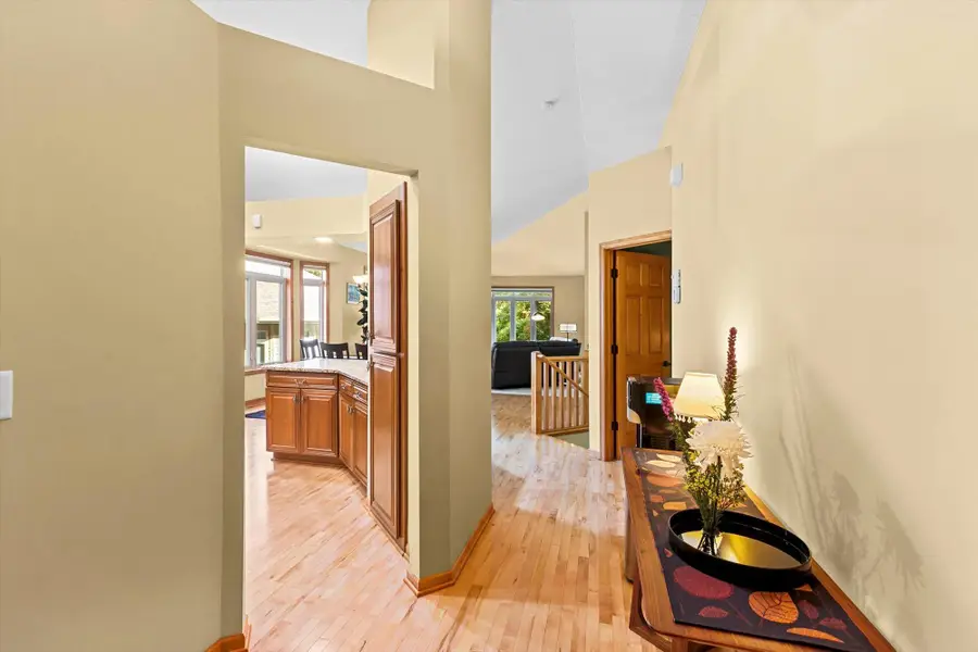 14021 45th Avenue N, Plymouth, MN 55446 - #3