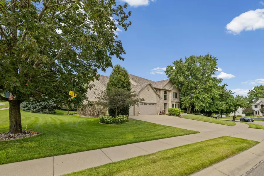 12101 Jasper Lane, Eden Prairie, MN 55347 - #2