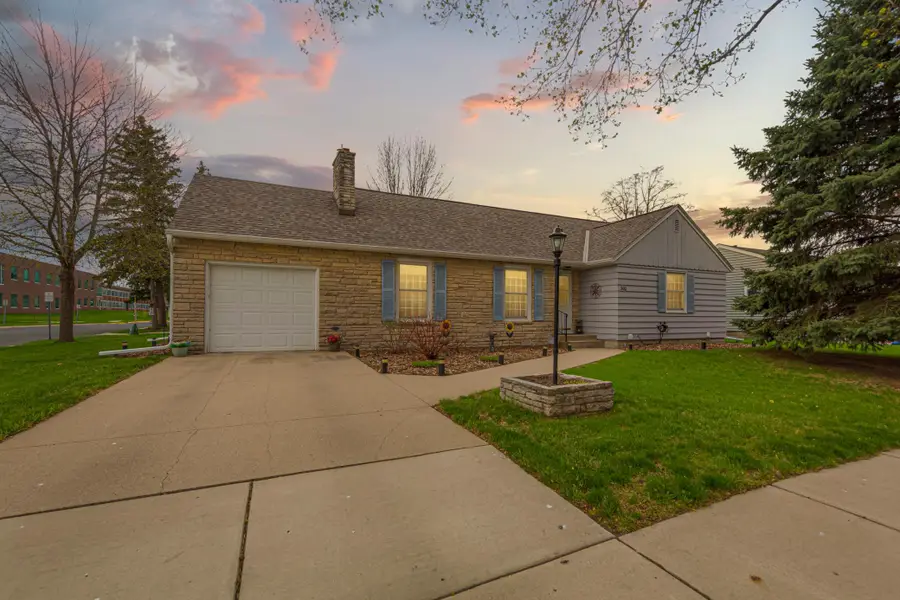 302 W Douglas Street, Arlington, MN 55307 - #2