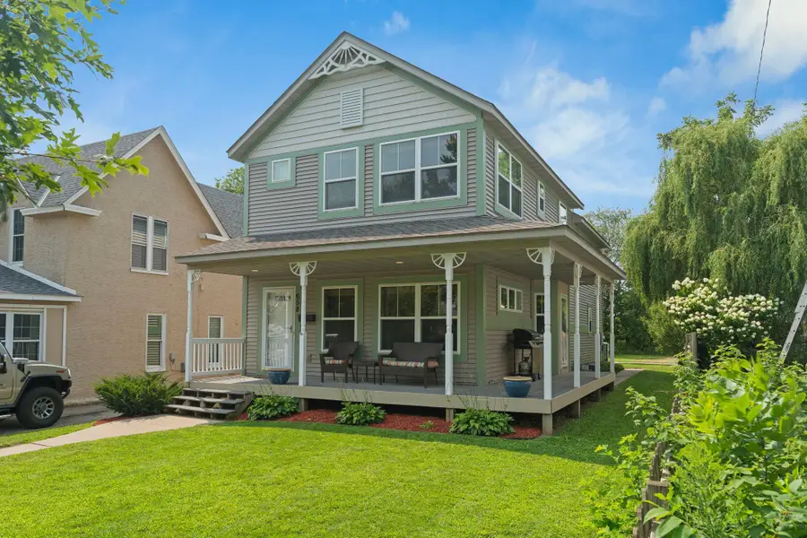 658 4th Avenue Nw, New Brighton, MN 55112 - #2
