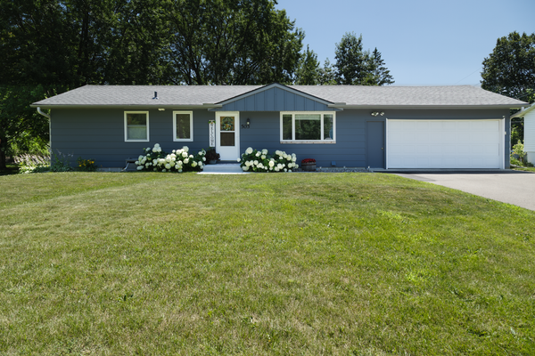 503 Chan View, Chanhassen, MN 55317