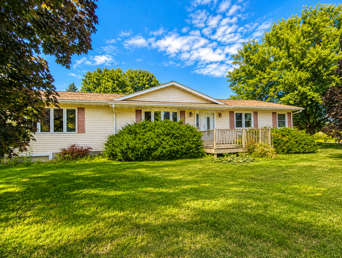 55 Elm Street, Easton, MN 56025 - #1