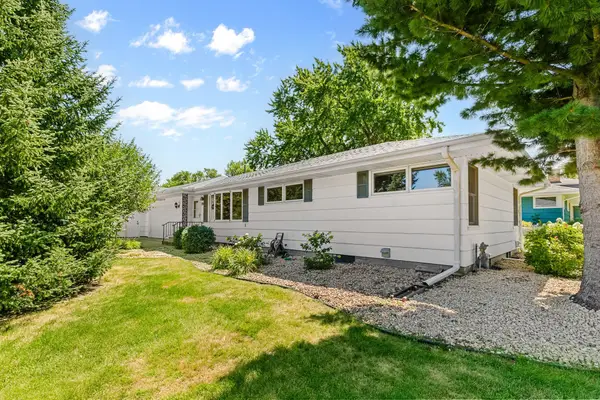 1791 Emerald Drive, New Brighton, MN 55112