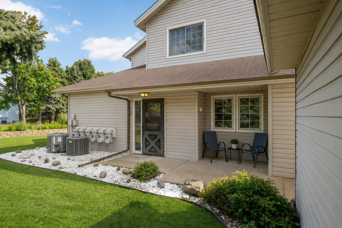 4061 Maureen Drive Ne #106NE, Columbia Heights, MN 55421 - #1