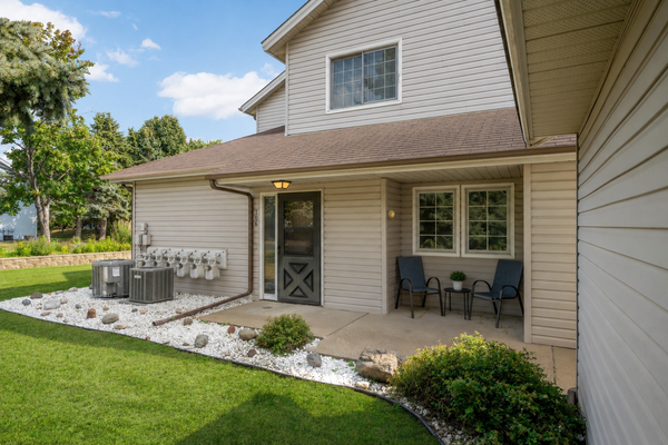4061 Maureen Drive Ne #106NE, Columbia Heights, MN 55421