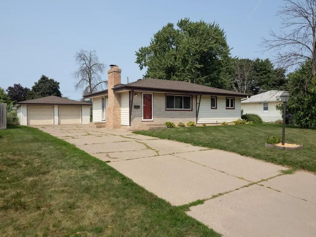 6231 Quail Avenue N, Brooklyn Center, MN 55429 - #1