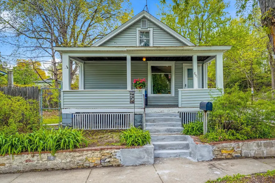 891 Benhill Road, Saint Paul, MN 55105 - #2