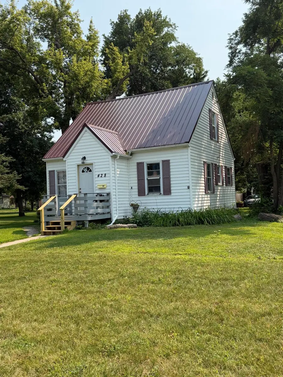 428 E Rooney Avenue, Appleton, MN 56208 - #2