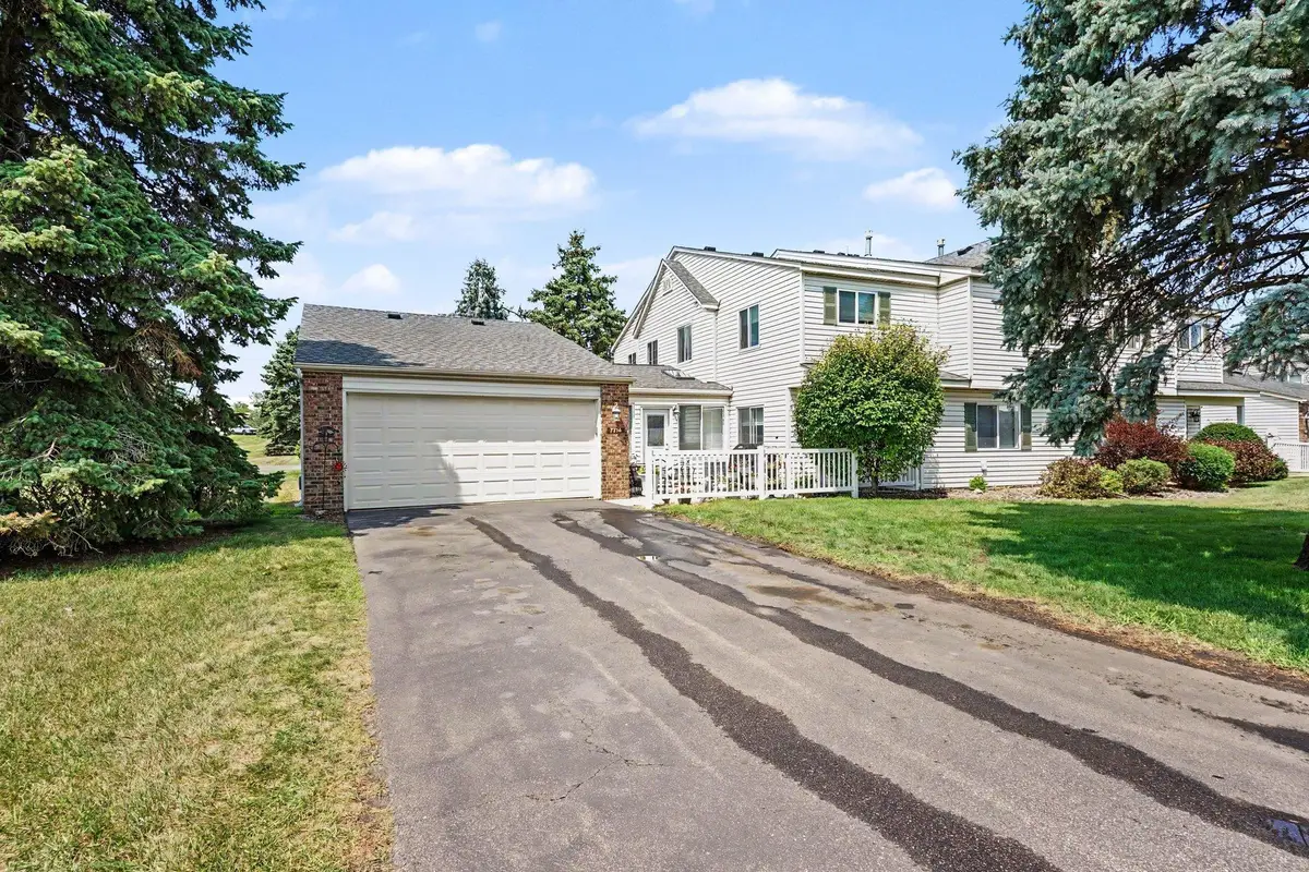 7714 157th Street W, Apple Valley, MN 55124 - #1