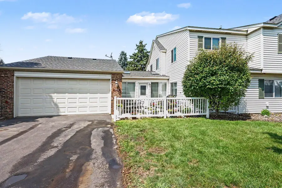 7714 157th Street W, Apple Valley, MN 55124 - #2