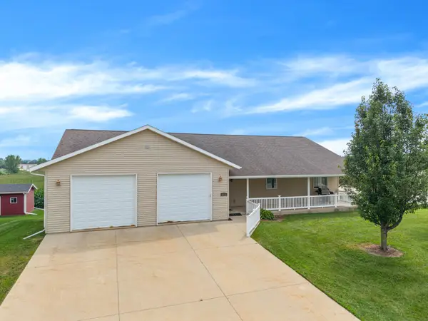 900 Courtney Drive, Caledonia, MN 55921
