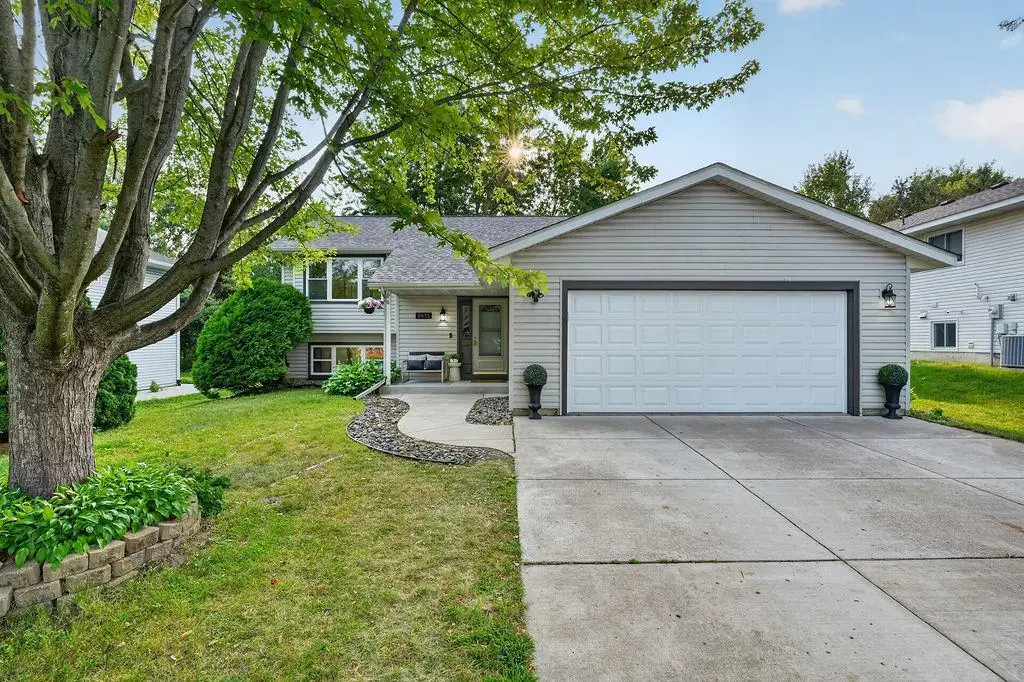 2635 Hydram Avenue N, Oakdale, MN 55128 - #1