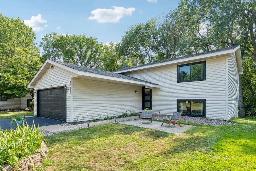 15081 Summerhill Drive, Eden Prairie, MN 55346 - #3
