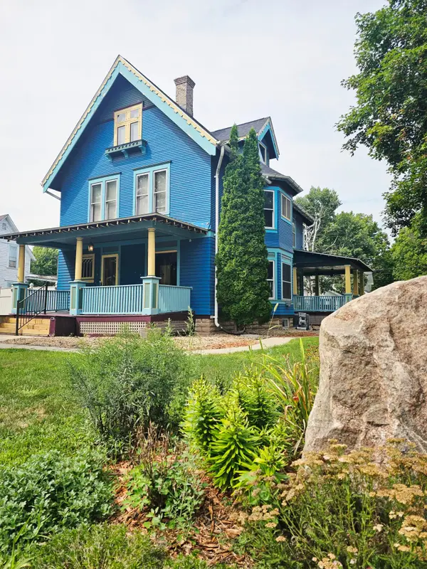 121 N 5th Street, Montevideo, MN 56265