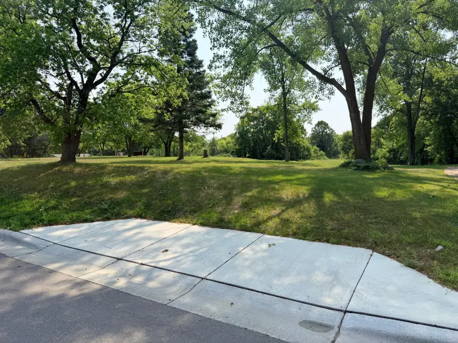 512 E Main Avenue, Frazee, MN 56544 - #2