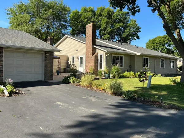 9362 Ranchview Lane N, Maple Grove, MN 55369