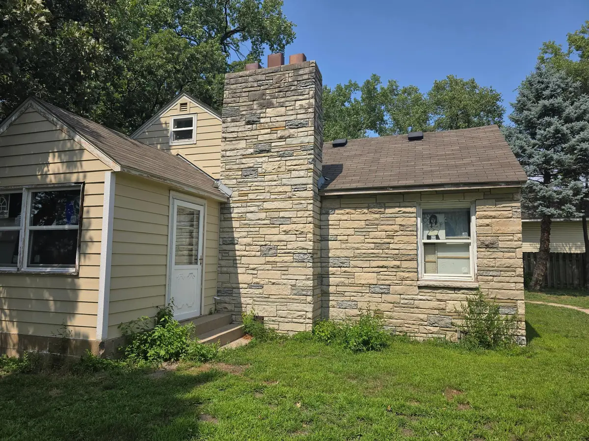 8460 Cottagewood Terrace Ne, Spring Lake Park, MN 55432 - #1