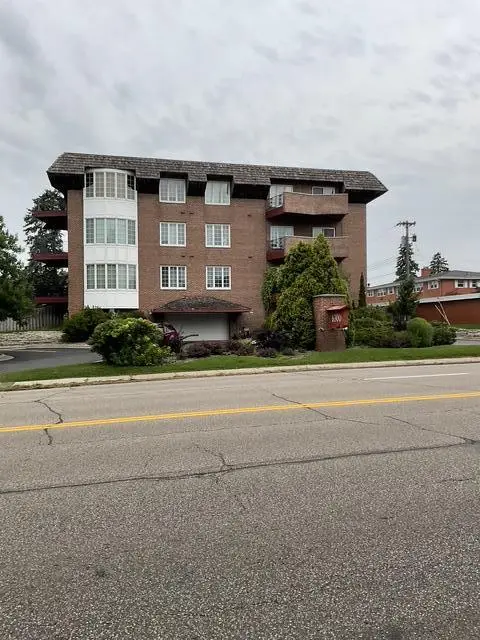 6300 Xerxes Avenue S #31, Edina, MN 55423