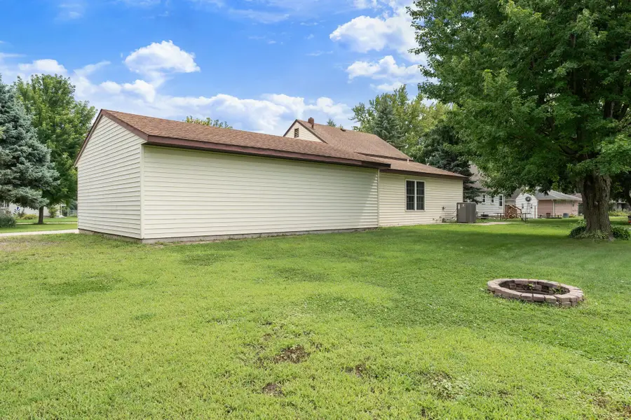 2209 6th Street Nw, Austin, MN 55912 - #3