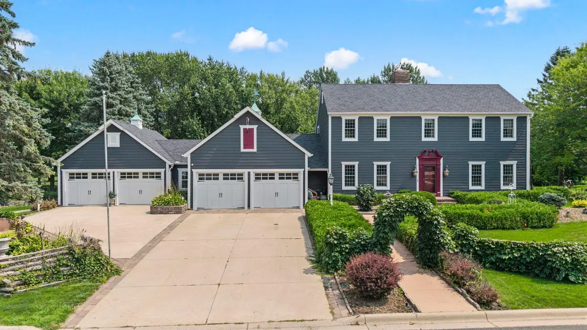 1001 Windcrest Drive Se, New Prague, MN 56071 - #1