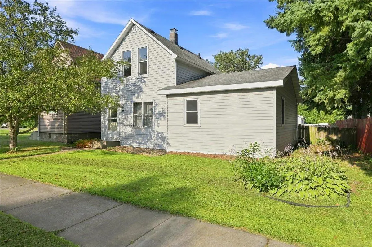 2009 Washington Avenue, Superior, WI 54880 - #1