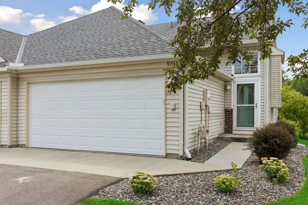 9765 Zinnia Lane N, Maple Grove, MN 55369