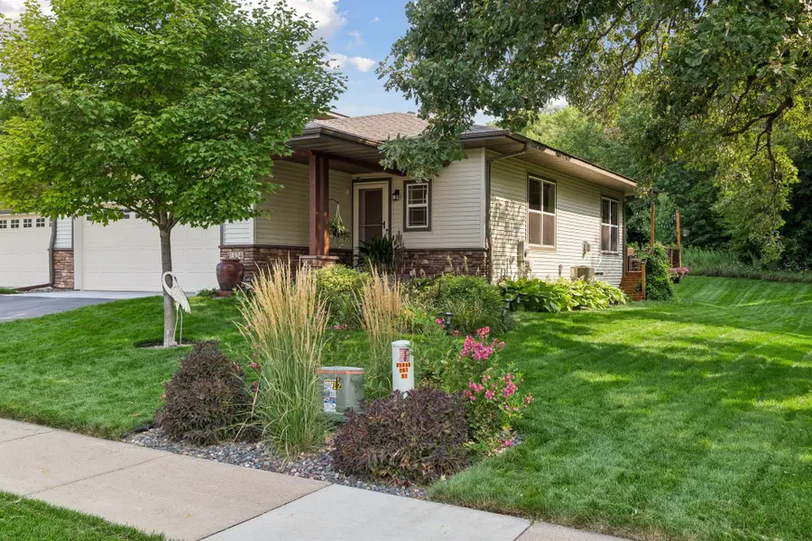 1324 Lylewood Parkway, Carver, MN 55315 - #3