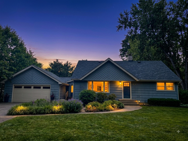 12810 Lone Oak Drive, Minnetonka, MN 55305