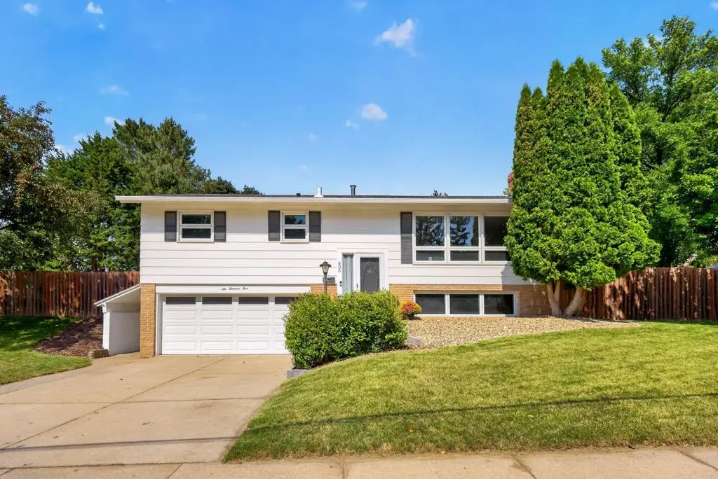 605 Elton Hills Drive Nw, Rochester, MN 55901 - #1