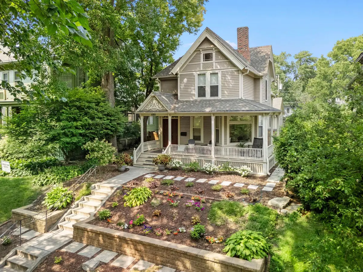 695 Fairmount Avenue, Saint Paul, MN 55105 - #1