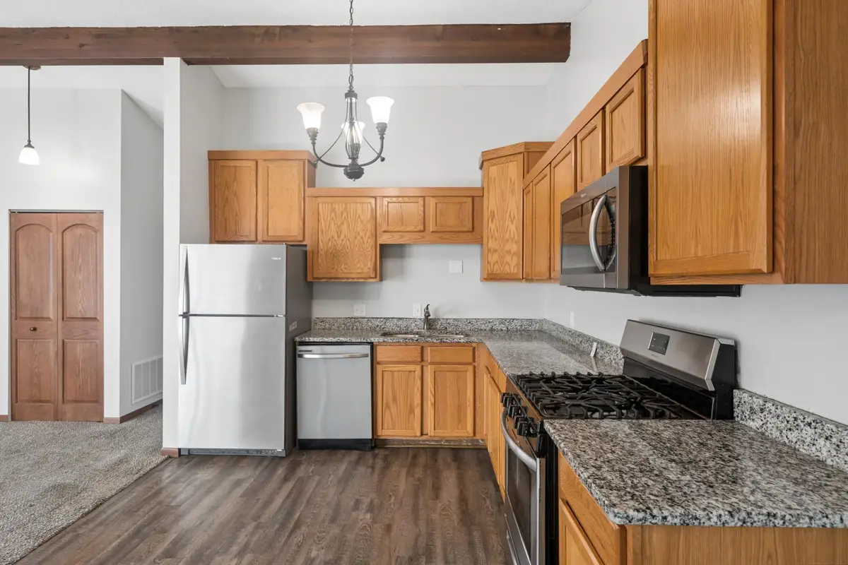 6371 Aspenwood Plaza, Woodbury, MN 55125 - #1