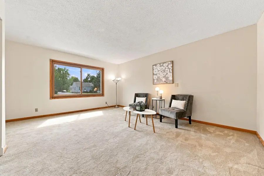 1893 Highway 96 E, White Bear Lake, MN 55110 - #3