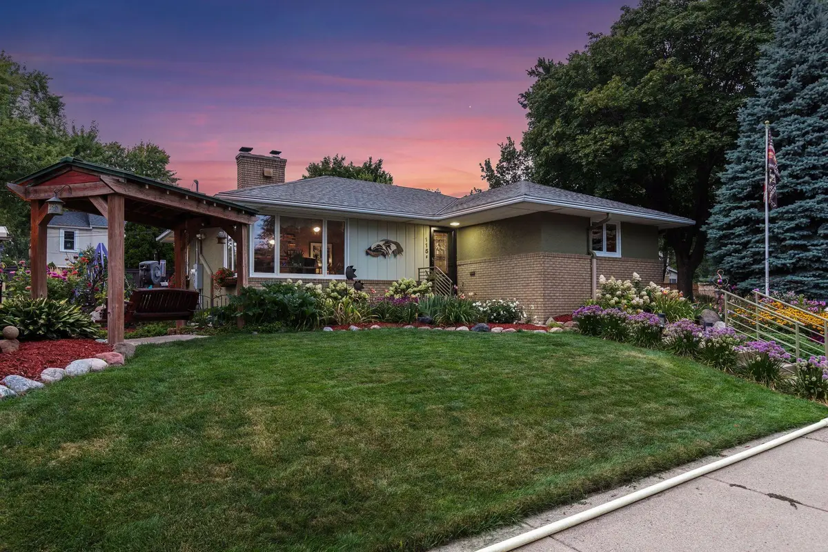 115 36th Avenue Ne, Minneapolis, MN 55418 - #1