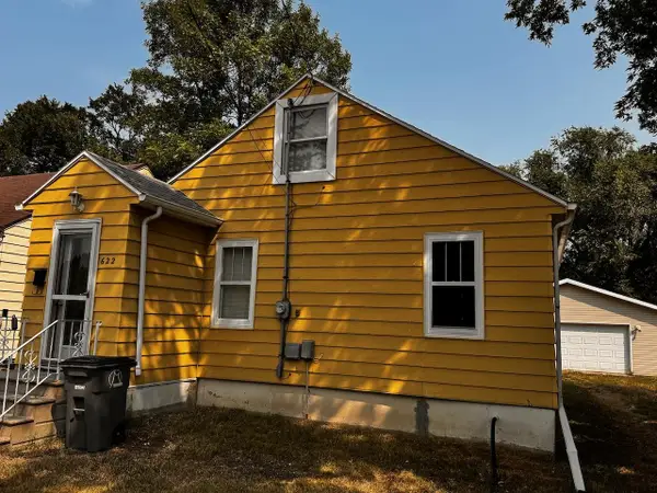 622 9th Street N, Moorhead, MN 56560