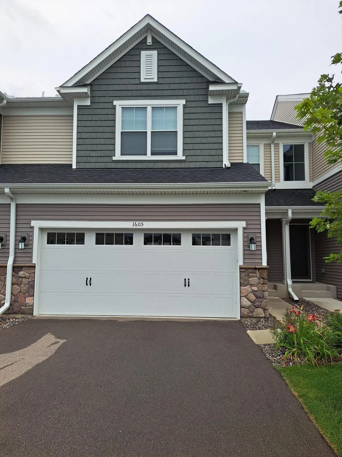 1605 Gable Drive, Carver, MN 55315 - #1