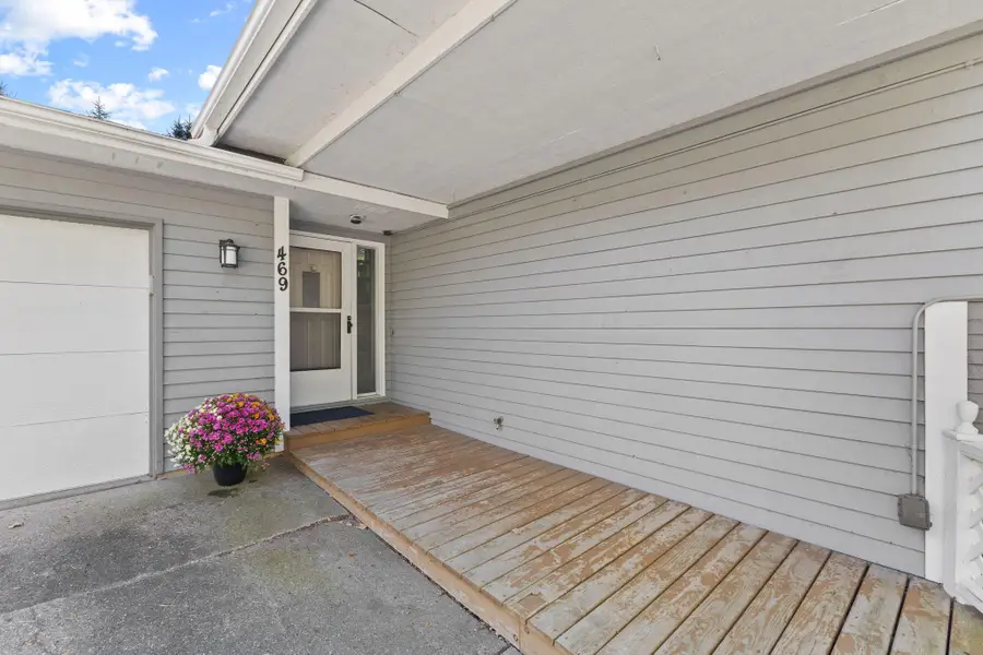 469 Campbell Lane Nw, Hutchinson, MN 55350 - #2