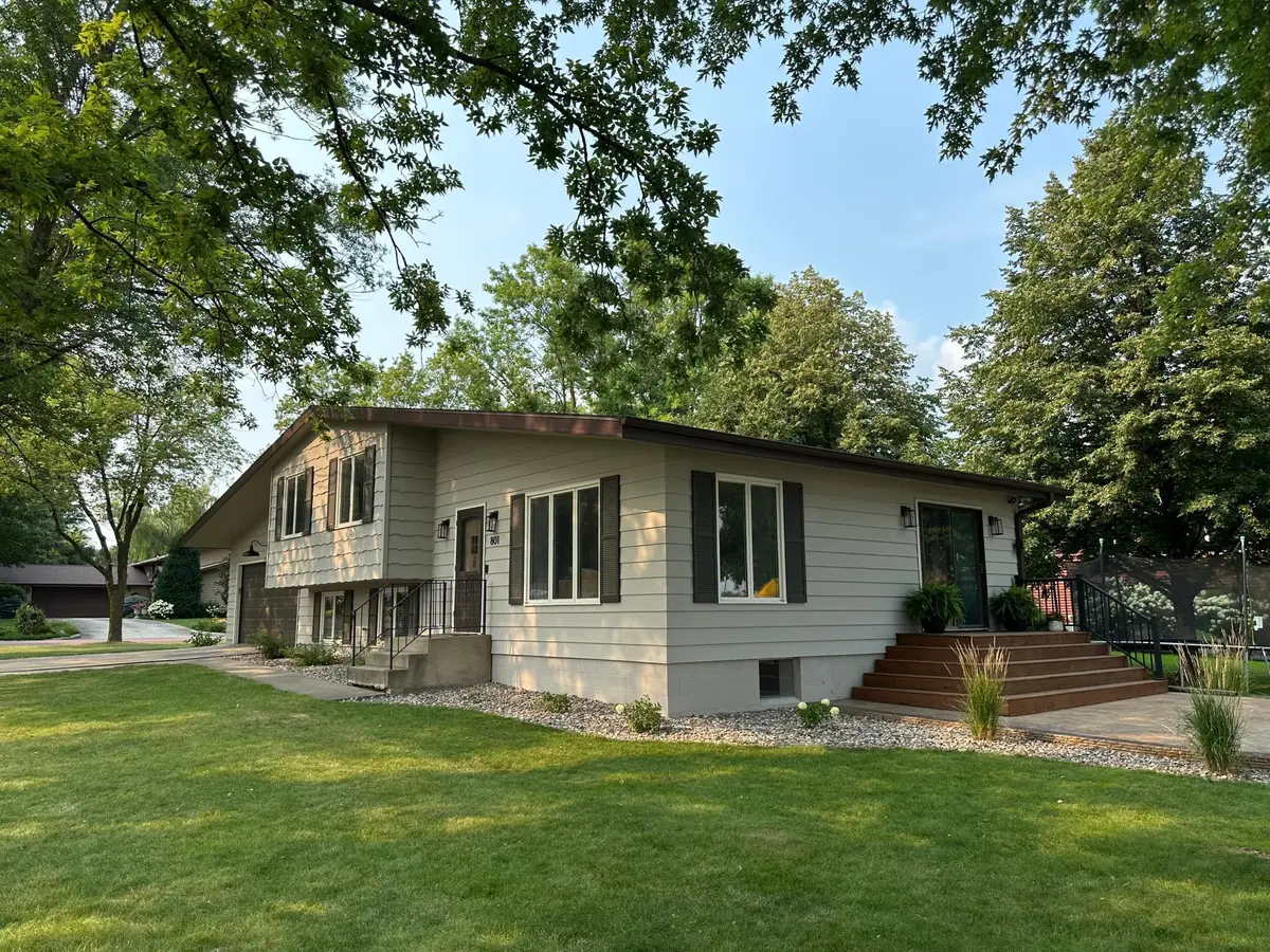 801 Sunrise Boulevard, Redwood Falls, MN 56283 - #1