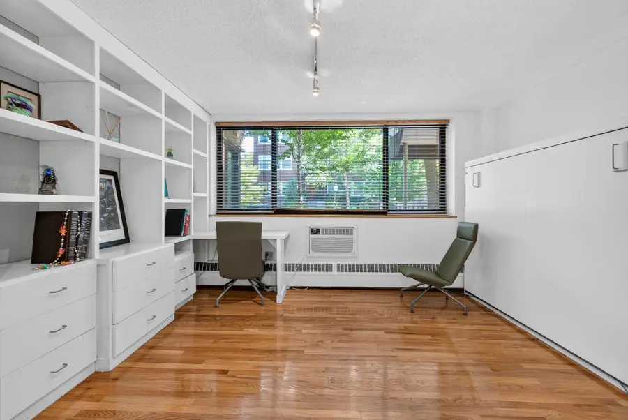 1912 Dupont Avenue S #105, Minneapolis, MN 55403 - #3