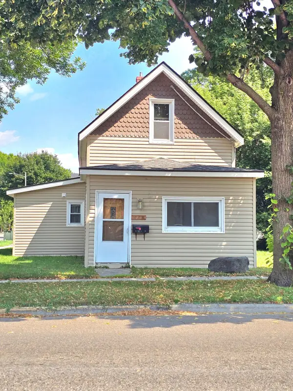 801 5th Street Sw, Willmar, MN 56201