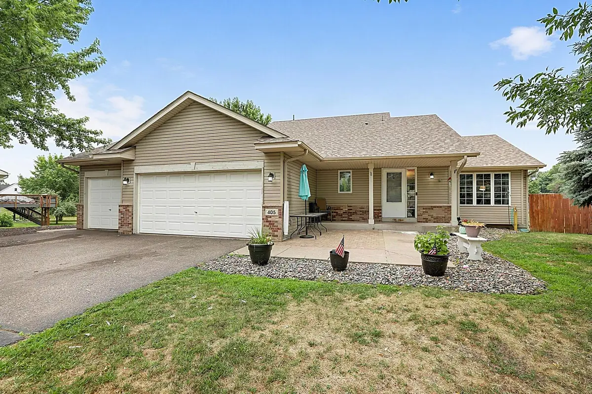 405 12th Avenue Nw, Isanti, MN 55040 - #1