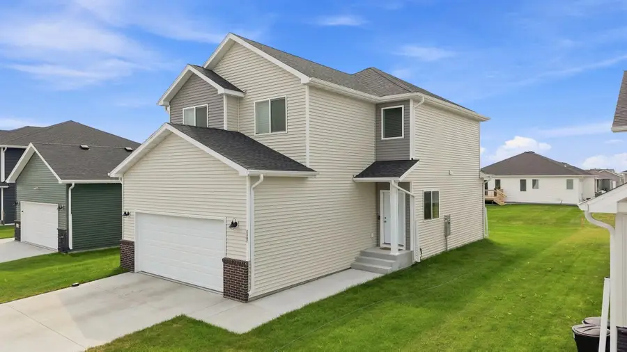 2587 Fulton Loop S, Fargo, ND 58104 - #2