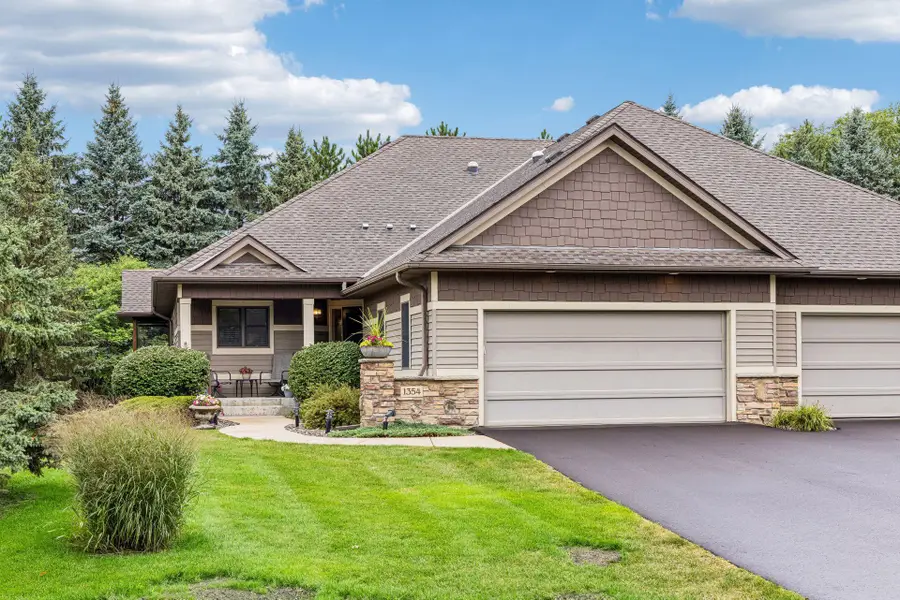1354 Holly Avenue N, Oakdale, MN 55128 - #3
